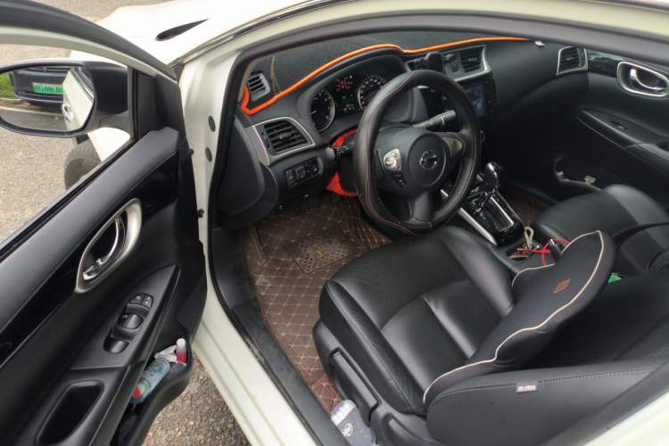 Used Nissan Sylphy 2019 1.6XV CVT Smart Connect Luxury Edition China VI Standard Driver Seat