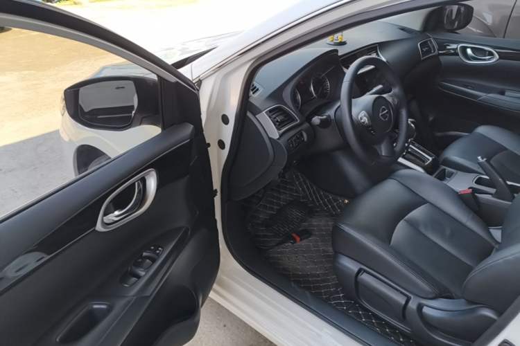 Used Nissan Sylphy 2019 1.6XV CVT Smart Connect Luxury Edition China VI Standard Driver Seat