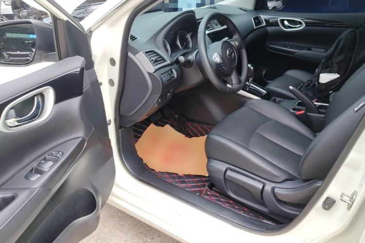 Used Nissan Sylphy 2019 1.6XV CVT Smart Connect Luxury Edition China VI Standard Driver Seat
