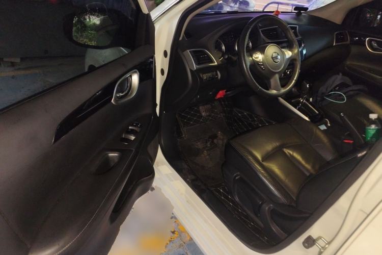 Used Nissan Sylphy 2019 1.6XV CVT Smart Connect Luxury Edition China VI Standard Driver Seat