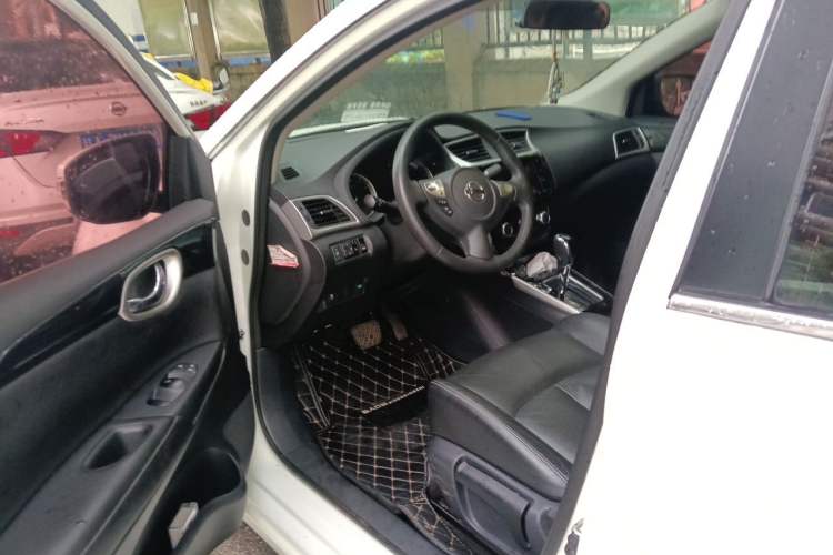Used Nissan Sylphy 2019 1.6XV CVT Smart Connect Luxury Edition China VI Standard Driver Seat