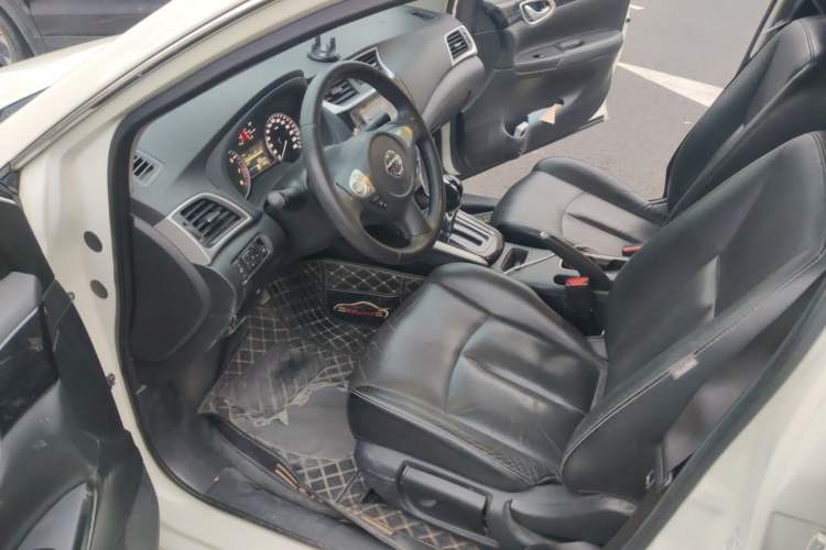 Used Nissan Sylphy 2019 1.6XV CVT Smart Connect Luxury Edition China VI Standard Driver Seat