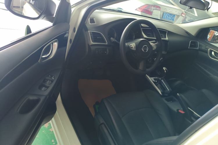 Used Nissan Sylphy 2019 1.6XV CVT Smart Connect Luxury Edition China VI Standard Driver Seat