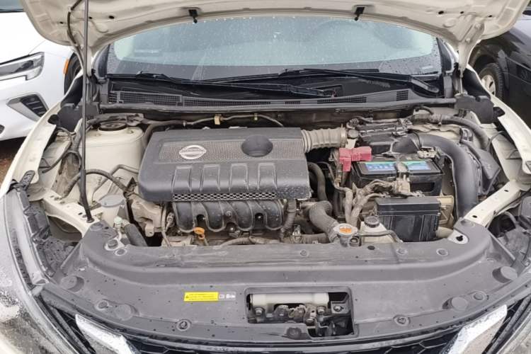 Used Nissan Sylphy 2019 1.6XV CVT Smart Connect Luxury Edition China VI Standard Engine Bay
