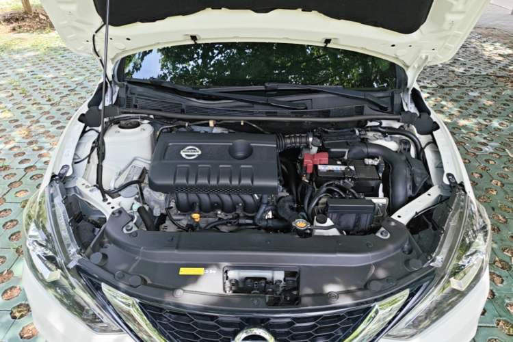 Used Nissan Sylphy 2019 1.6XV CVT Smart Connect Luxury Edition China VI Standard Engine Bay