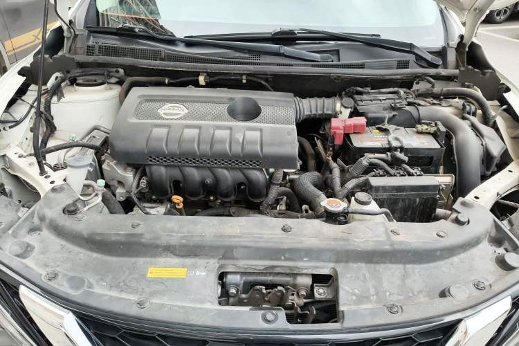 Used Nissan Sylphy 2019 1.6XV CVT Smart Connect Luxury Edition China VI Standard Engine Bay