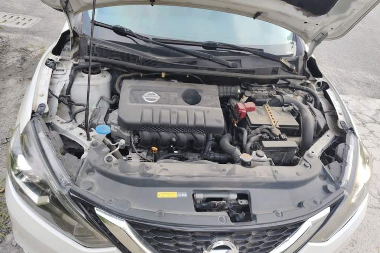 Used Nissan Sylphy 2019 1.6XV CVT Smart Connect Luxury Edition China VI Standard Engine Bay