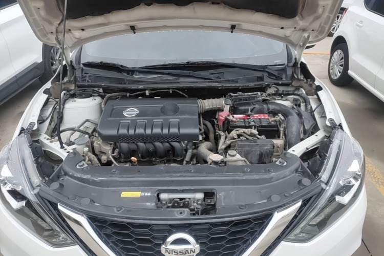 Used Nissan Sylphy 2019 1.6XV CVT Smart Connect Luxury Edition China VI Standard Engine Bay