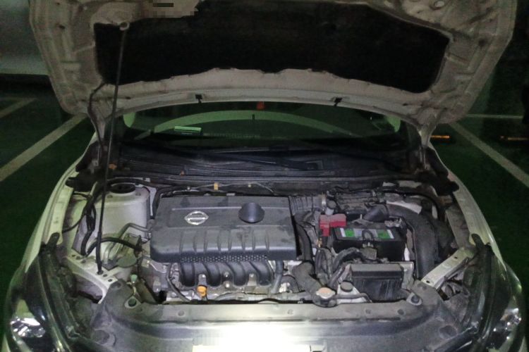 Used Nissan Sylphy 2019 1.6XV CVT Smart Connect Luxury Edition China VI Standard Engine Bay