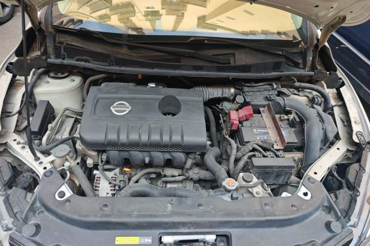 Used Nissan Sylphy 2019 1.6XV CVT Smart Connect Luxury Edition China VI Standard Engine Bay