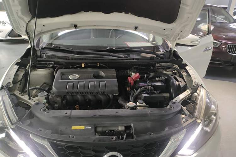 Used Nissan Sylphy 2019 1.6XV CVT Smart Connect Luxury Edition China VI Standard Engine Bay