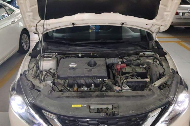 Used Nissan Sylphy 2019 1.6XV CVT Smart Connect Luxury Edition China VI Standard Engine Bay