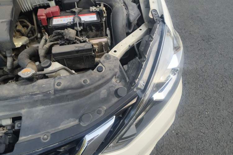 Used Nissan Sylphy 2019 1.6XV CVT Smart Connect Luxury Edition China V Standard Engine Bay Left