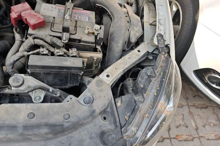 Used Nissan Sylphy 2019 1.6XV CVT Smart Connect Luxury Edition China VI Standard Engine Bay Left