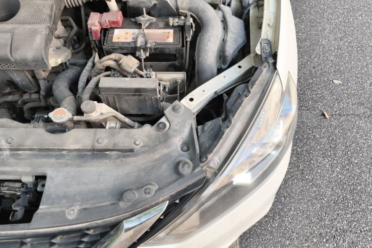 Used Nissan Sylphy 2019 1.6XV CVT Smart Connect Luxury Edition China VI Standard Engine Bay Left