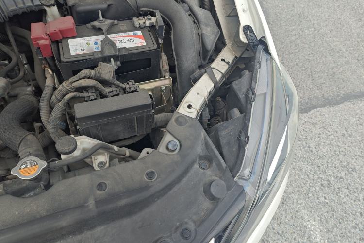 Used Nissan Sylphy 2019 Classic 1.6XL CVT Luxury Edition Engine Bay Left
