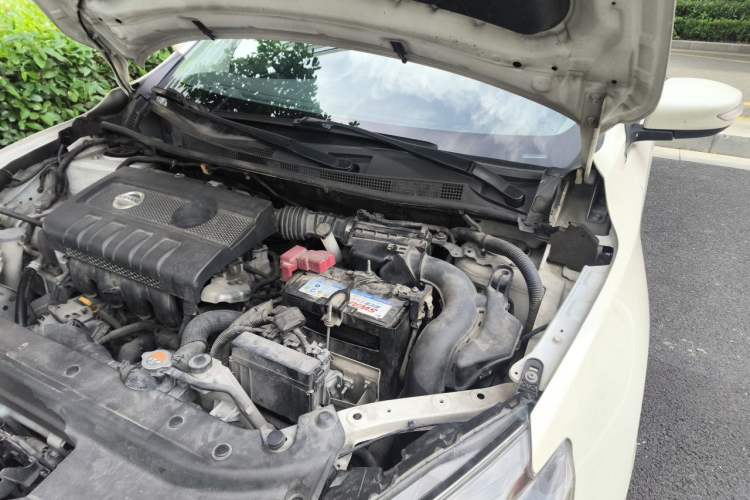 Used Nissan Sylphy 2019 1.6XV CVT Smart Connect Luxury Edition China VI Standard Engine Bay Left