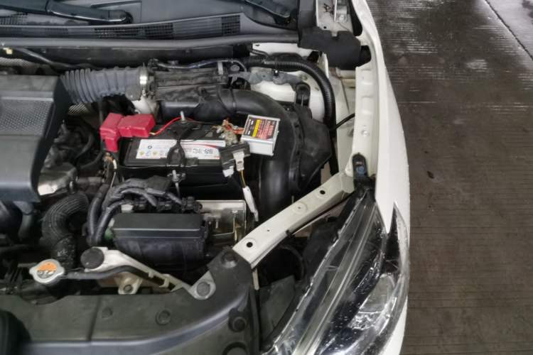 Used Nissan Sylphy 2019 1.6XV CVT Smart Connect Luxury Edition China VI Standard Engine Bay Left