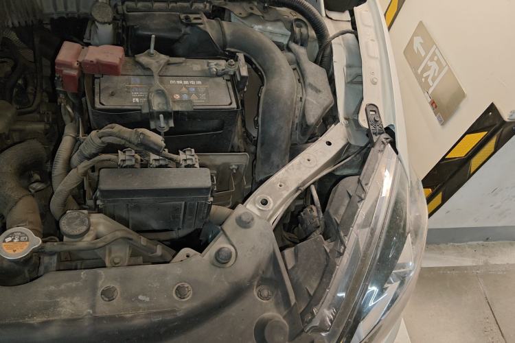 Used Nissan Sylphy 2019 1.6XV CVT Smart Connect Luxury Edition China VI Standard Engine Bay Left