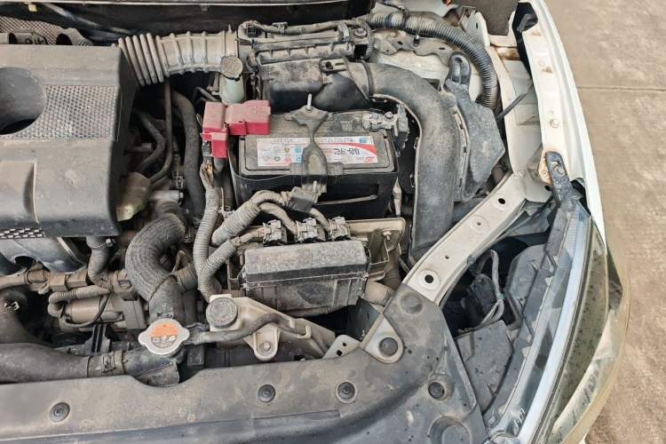 Used Nissan Sylphy 2019 1.6XV CVT Smart Connect Luxury Edition China VI Standard Engine Bay Left