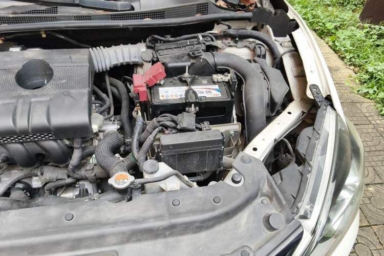 Used Nissan Sylphy 2019 1.6XV CVT Smart Connect Luxury Edition China V Standard Engine Bay Left