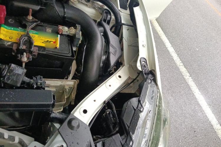 Used Nissan Sylphy 2019 1.6XV CVT Smart Connect Luxury Edition China VI Standard Engine Bay Left