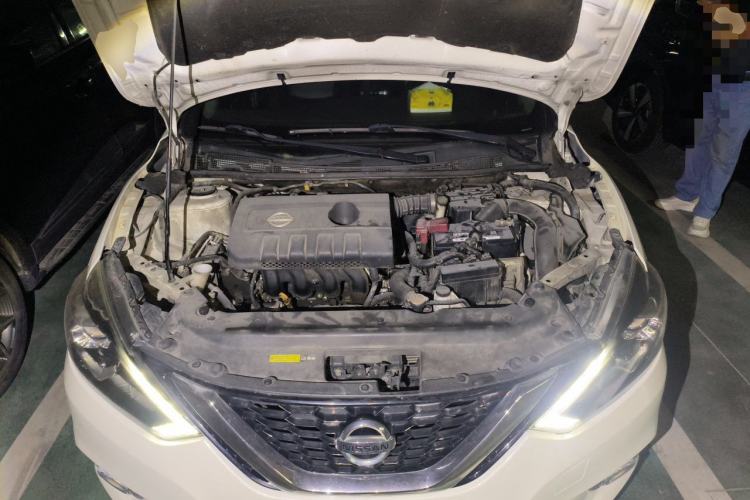 Used Nissan Sylphy 2019 1.6XV CVT Smart Connect Luxury Edition China VI Standard Engine Bay