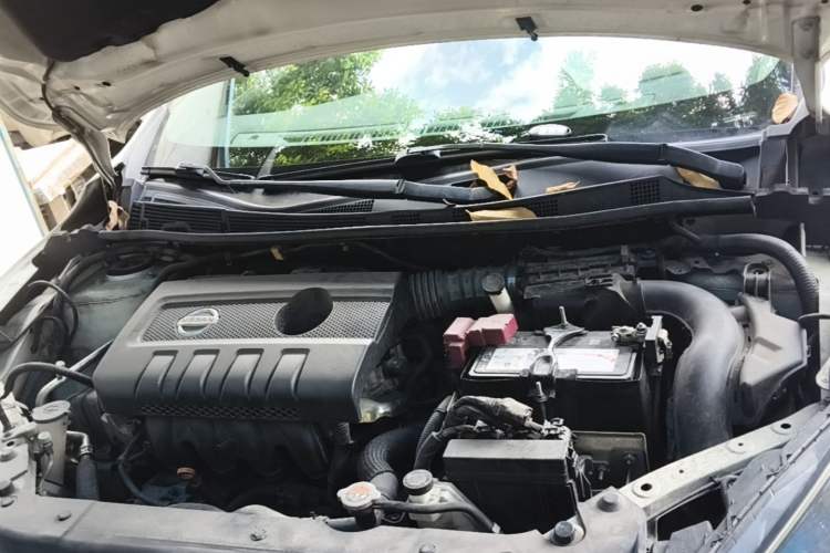 Used Nissan Sylphy 2019 1.6XV CVT Smart Connect Luxury Edition China VI Standard Engine Bay