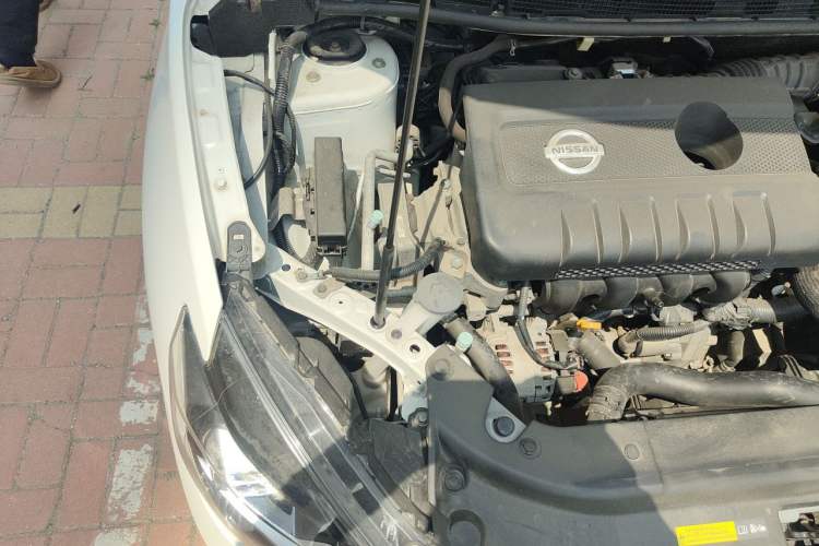 Used Nissan Sylphy 2019 1.6XV CVT Smart Connect Luxury Edition China V Standard Engine Bay Right