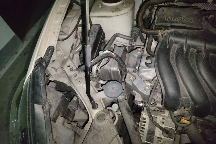 Used Nissan Sylphy 2019 Classic 1.6XE CVT Comfort Edition Engine Bay Right