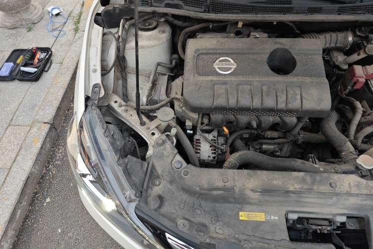 Used Nissan Sylphy 2019 1.6XV CVT Smart Connect Luxury Edition China VI Standard Engine Bay Right
