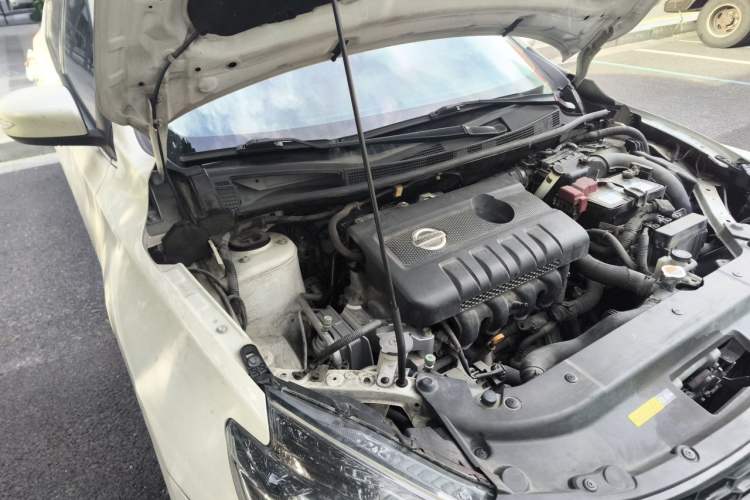 Used Nissan Sylphy 2019 1.6XV CVT Smart Connect Luxury Edition China VI Standard Engine Bay Right