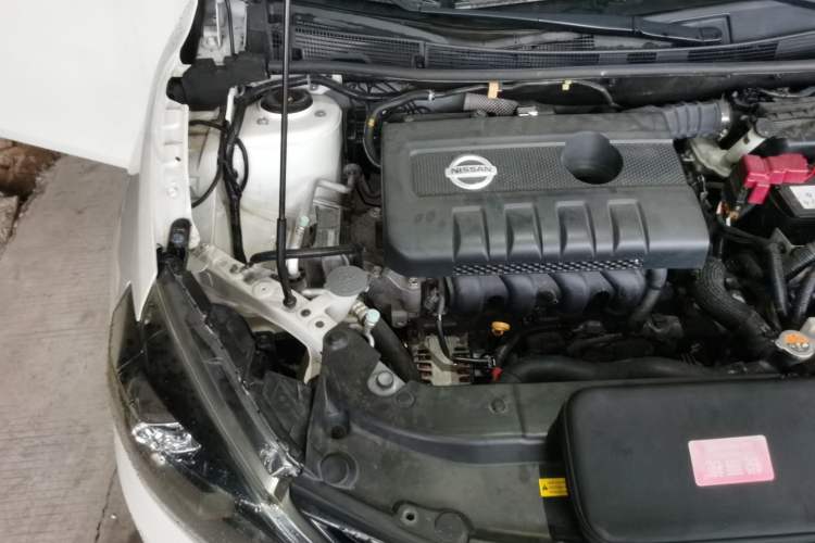Used Nissan Sylphy 2019 1.6XV CVT Smart Connect Luxury Edition China VI Standard Engine Bay Right