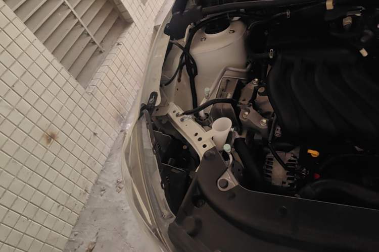 Used Nissan Sylphy 2019 Classic 1.6XL CVT Luxury Edition Engine Bay Right