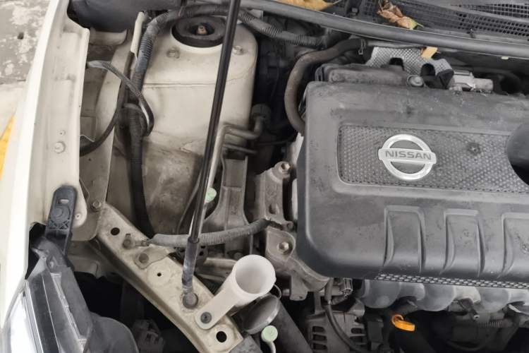 Used Nissan Sylphy 2019 1.6XV CVT Smart Connect Luxury Edition China VI Standard Engine Bay Right