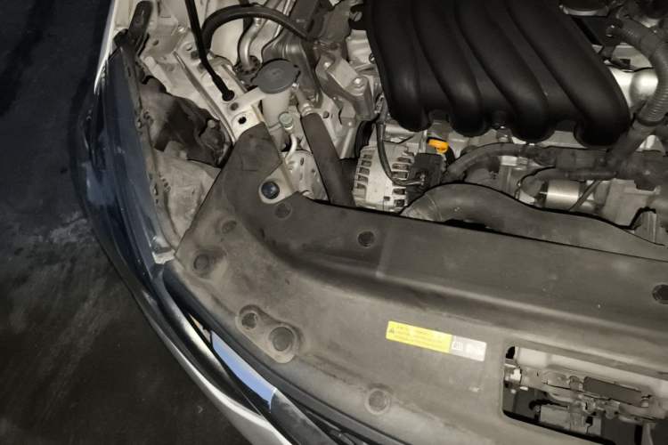 Used Nissan Sylphy 2019 Classic 1.6 XL Manual Luxury Edition Engine Bay Right