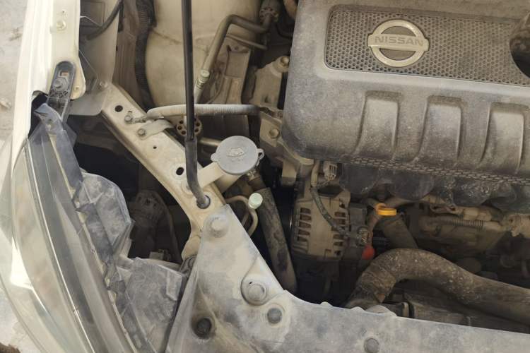 Used Nissan Sylphy 2019 1.6XV CVT Smart Connect Luxury Edition China VI Standard Engine Bay Right