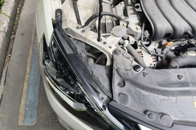 Used Nissan Sylphy 2019 Classic 1.6XL CVT Luxury Edition Engine Bay Right