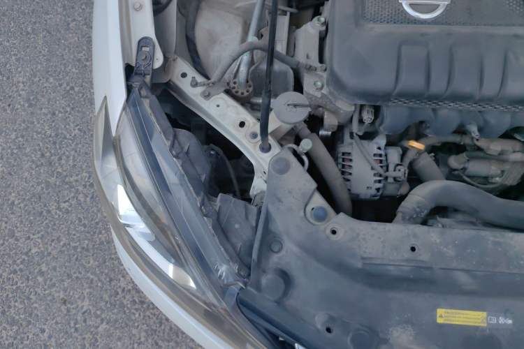 Used Nissan Sylphy 2019 1.6XV CVT Smart Connect Luxury Edition China VI Standard Engine Bay Right