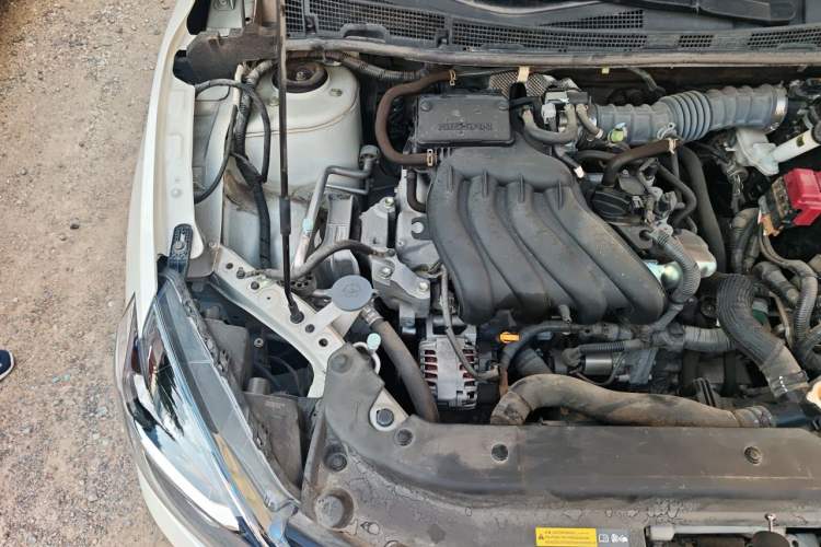 Used Nissan Sylphy 2019 Classic 1.6XL CVT Luxury Edition Engine Bay Right