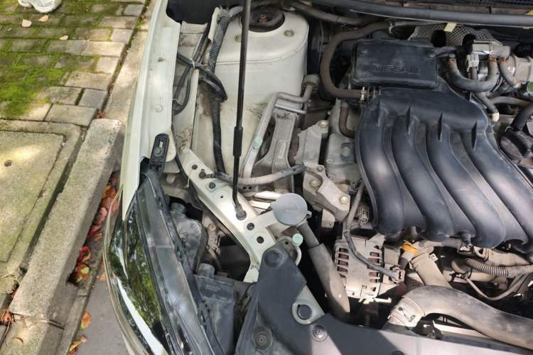 Used Nissan Sylphy 2019 Classic 1.6XL CVT Luxury Edition Engine Bay Right