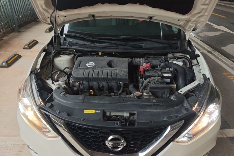 Used Nissan Sylphy 2019 1.6XV CVT Smart Connect Luxury Edition China VI Standard Engine Bay