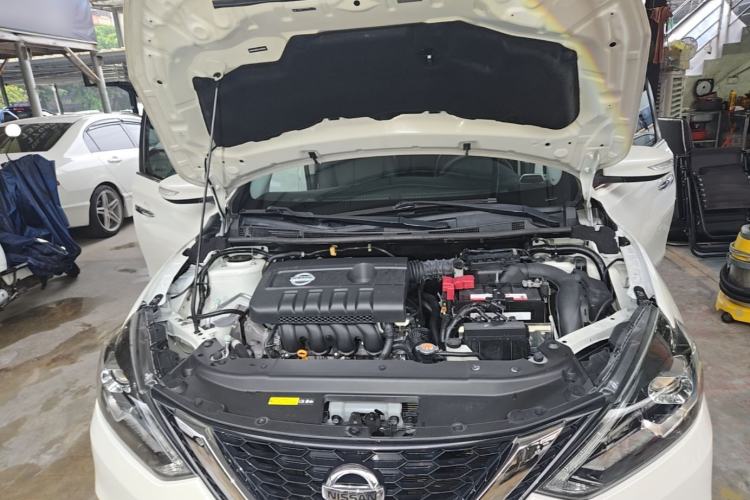 Used Nissan Sylphy 2019 1.6XV CVT Smart Connect Luxury Edition China VI Standard Engine Bay