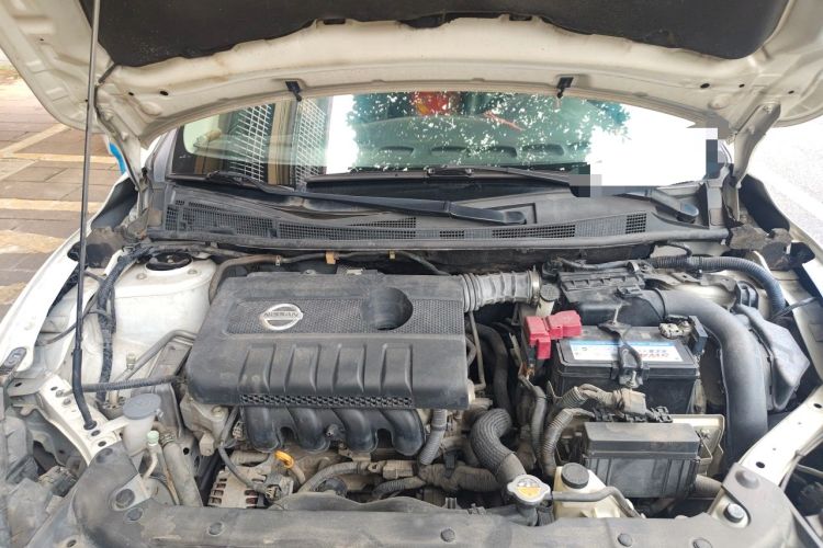 Used Nissan Sylphy 2019 1.6XV CVT Smart Connect Luxury Edition China VI Standard Engine Bay