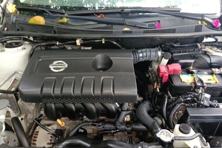 Used Nissan Sylphy 2019 1.6XV CVT Smart Connect Luxury Edition China VI Standard Engine Bay