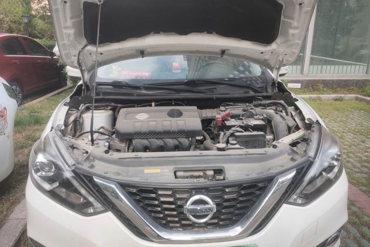 Used Nissan Sylphy 2019 1.6XV CVT Smart Connect Luxury Edition China VI Standard Engine Bay