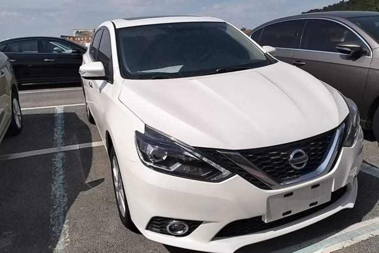 Used Nissan Sylphy 2019 1.6XV CVT Smart Connect Luxury Edition China VI Standard Exterior 1