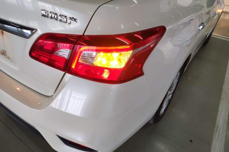 Used Nissan Sylphy 2019 Classic 1.6XL CVT Luxury Edition Exterior 3