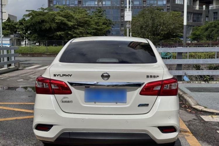 Used Nissan Sylphy 2019 1.6XV CVT Smart Connect Luxury Edition China VI Standard Exterior 3