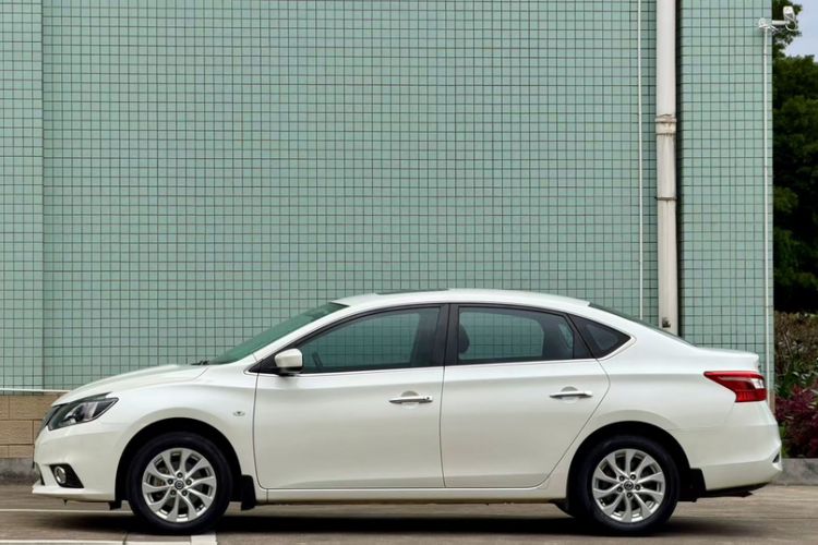 Used Nissan Sylphy 2019 Classic 1.6XL CVT Luxury Edition Exterior 4